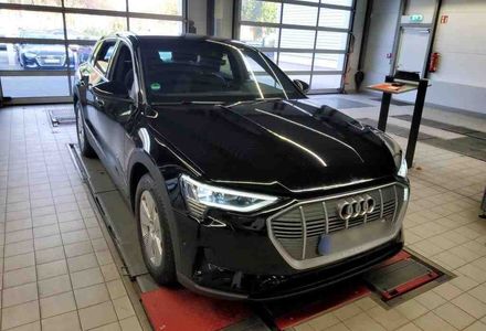 Продам Audi E-Tron quattro 55 300kW 2021 года в Львове