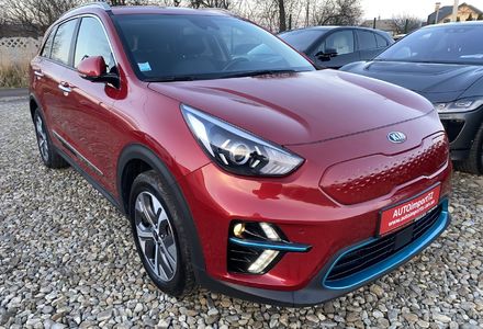 Продам Kia Niro Комплектація Prestige 64kWh 2021 года в Львове