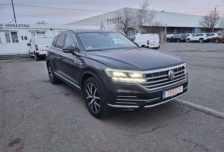 Продам Volkswagen Touareg ВЕБАСТО 4Х4 210 НЕ МАЛЬОВАНИЙ 2019 года в Львове