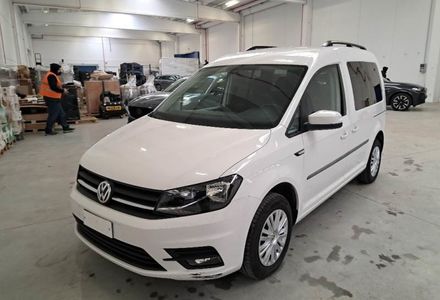 Продам Volkswagen Caddy пасс. 2019 года в Львове