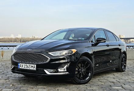 Продам Ford Fusion Phev 2019 года в Киеве