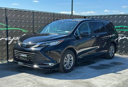 Продам Toyota Sienna XLE AWD 2021 года в Киеве