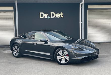 Продам Porsche Taycan 4s 2022 года в Киеве