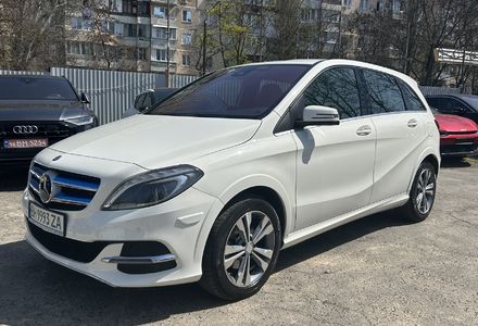 Продам Mercedes-Benz B-Class B250E 2015 года в Одессе