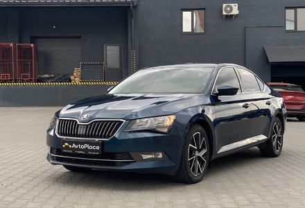 Продам Skoda Superb 2018 года в Луцке