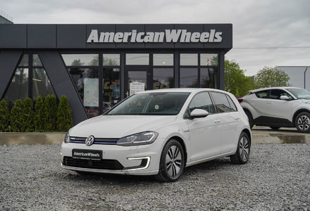 Продам Volkswagen e-Golf 2018 года в Черновцах