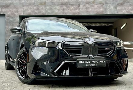 Продам BMW M5 2025 года в Киеве