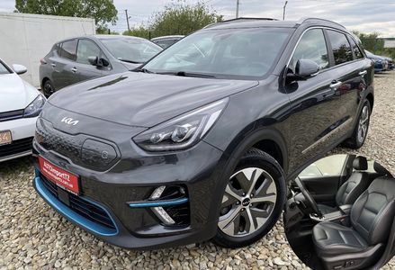 Продам Kia Niro ПідгрівсидінькермаСліпізониJBL 2021 года в Львове
