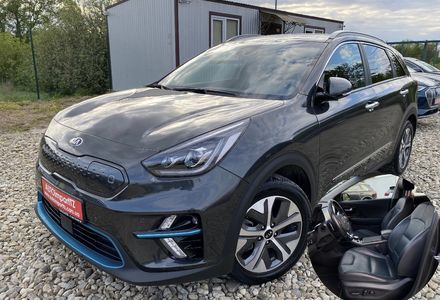 Продам Kia Niro ПідгрівсидінькермаСліпізониJBL 2021 года в Львове