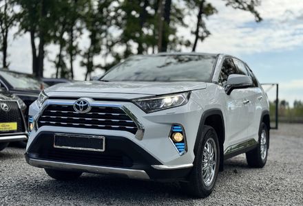Продам Toyota Rav 4 (KOMIS) 2019 года в г. Умань, Черкасская область