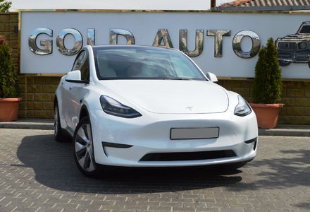 Продам Tesla Model Y 2022 года в Одессе