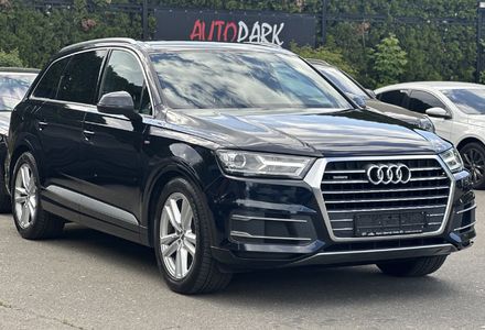 Продам Audi Q7 S-line 2017 года в Киеве