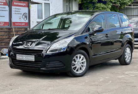Продам Peugeot 5008 2013 года в Киеве