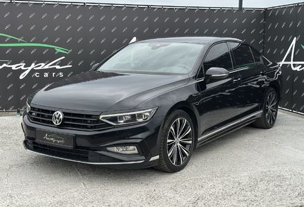 Продам Volkswagen Passat B8 R-Line 4motion 2020 года в Киеве