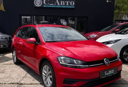 Продам Volkswagen Golf VII 2018 года в Черновцах