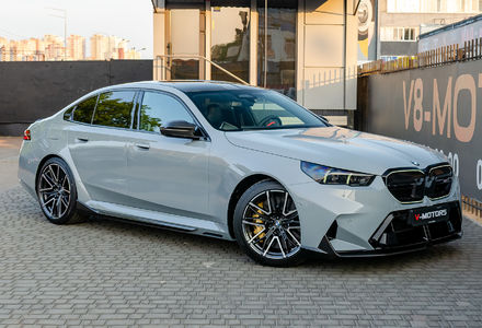 Продам BMW M5 Hybrid MXdrive 2025 года в Киеве