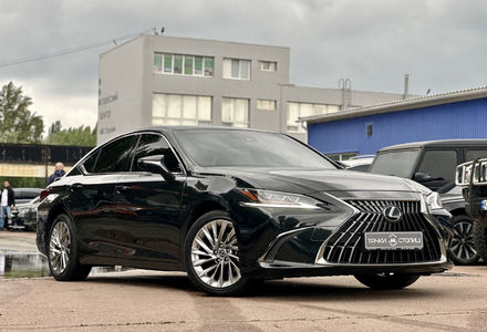Продам Lexus ES 300 2022 года в Киеве