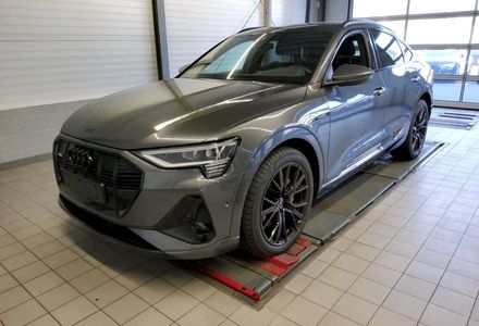 Продам Audi E-Tron авто в дорозі  2022 года в Львове