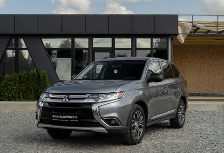 Продам Mitsubishi Outlander ES 2017 года в Черновцах