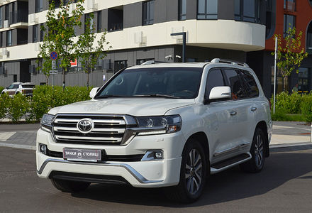 Продам Toyota Land Cruiser 200 2016 года в Киеве