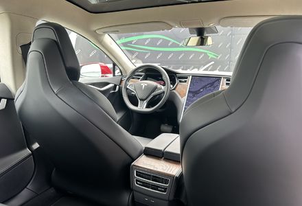 Продам Tesla Model S 75D 2018 года в Киеве