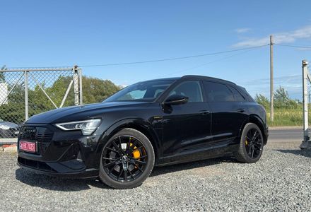 Продам Audi E-Tron 95квт  Black EDITION 2023 года в Львове