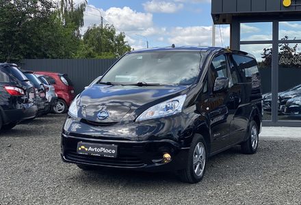 Продам Nissan NV 200 2016 года в Луцке