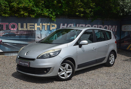 Продам Renault Scenic 2012 года в Киеве