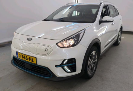 Продам Kia Niro 64 kw Premium авто в дорозі  2020 года в Львове
