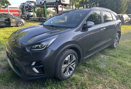 Продам Kia Niro 64квт 2020 года в Львове