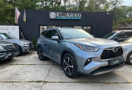 Продам Toyota Highlander 2021 года в Черновцах