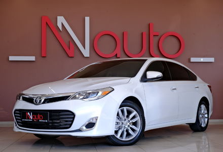 Продам Toyota Avalon 2014 года в Одессе