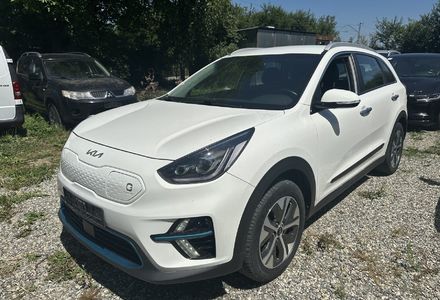 Продам Kia Niro 64квт 2022 года в Львове