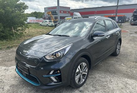 Продам Kia Niro 64 kw 2022 года в Львове