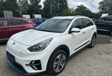 Продам Kia Niro 64 kw 2021 года в Львове