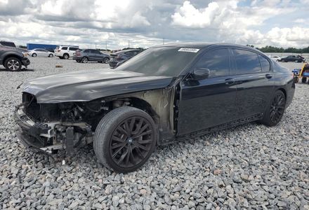 Продам BMW 740 I 2020 года в Черновцах
