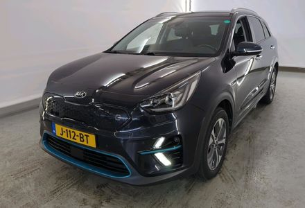 Продам Kia Niro  64.8kWh ExecutiveLine v7423 2020 года в Луцке