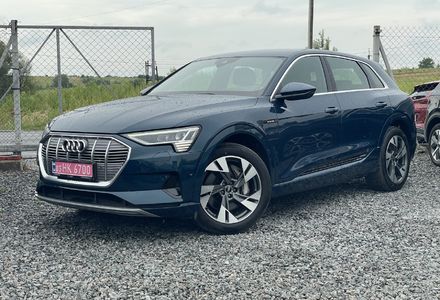 Продам Audi E-Tron 55 quattro  2021 года в Львове