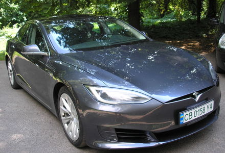 Продам Tesla Model S 75D Dual Motor 2017 года в г. Нежин, Черниговская область
