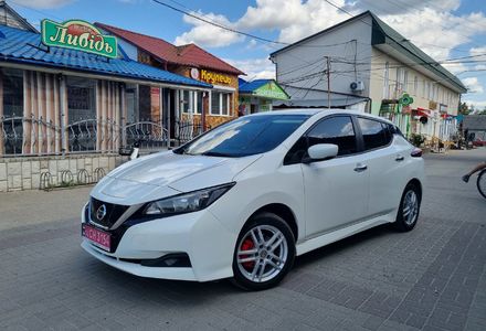 Продам Nissan Leaf 40 кВт 2021 года в Львове