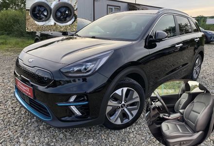 Продам Kia Niro 64кВтМакс.комплектаціяК-тколіс 2021 года в Львове