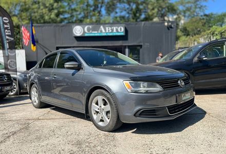 Продам Volkswagen Jetta 2012 года в Черновцах