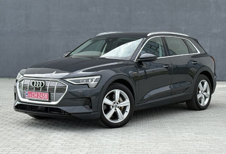 Продам Audi E-Tron 95 LED KLIMA NAVI  2019 года в Львове