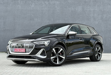 Продам Audi E-Tron E-TRON S 370KW S-LINE NE MALOV 2021 года в Львове