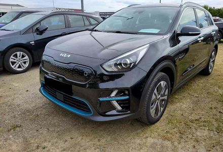 Продам Kia Niro 64kw авто в дорозі 2021 года в Львове