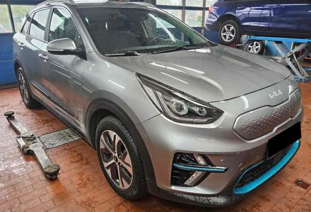 Продам Kia Niro 64квт авто в дорозі 2021 года в Львове