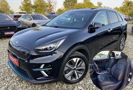 Продам Kia Niro 64 kWh Макс. комплектація Люк. 2020 года в Львове