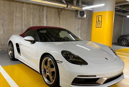 Продам Porsche Boxster 2021 года в Киеве