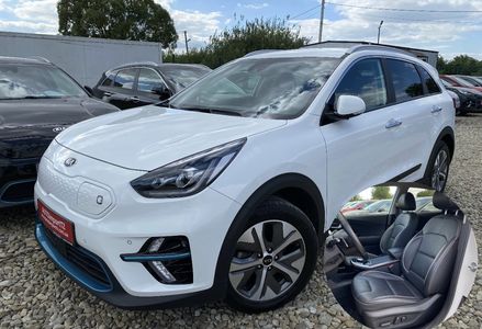 Продам Kia Niro 64 кВт Макс. ЗАРЕЗЕРВОВАНО 2021 года в Львове