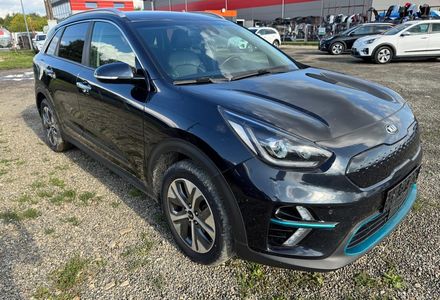 Продам Kia Niro 64квт авто в дорозі 2019 года в Львове